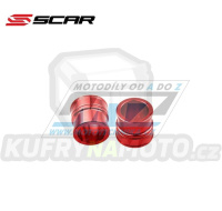 Rozpěrky na osu předního kola SCAR - Suzuki RMZ250 / 07-24 + RMZ450 / 05-24 + RMX450Z / 10-19 - červené